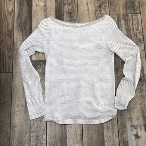 Athleta shirt